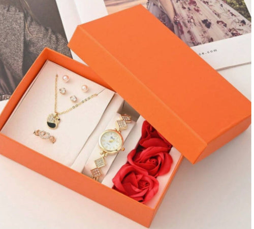 7 Piece Jewellery Box with Roses